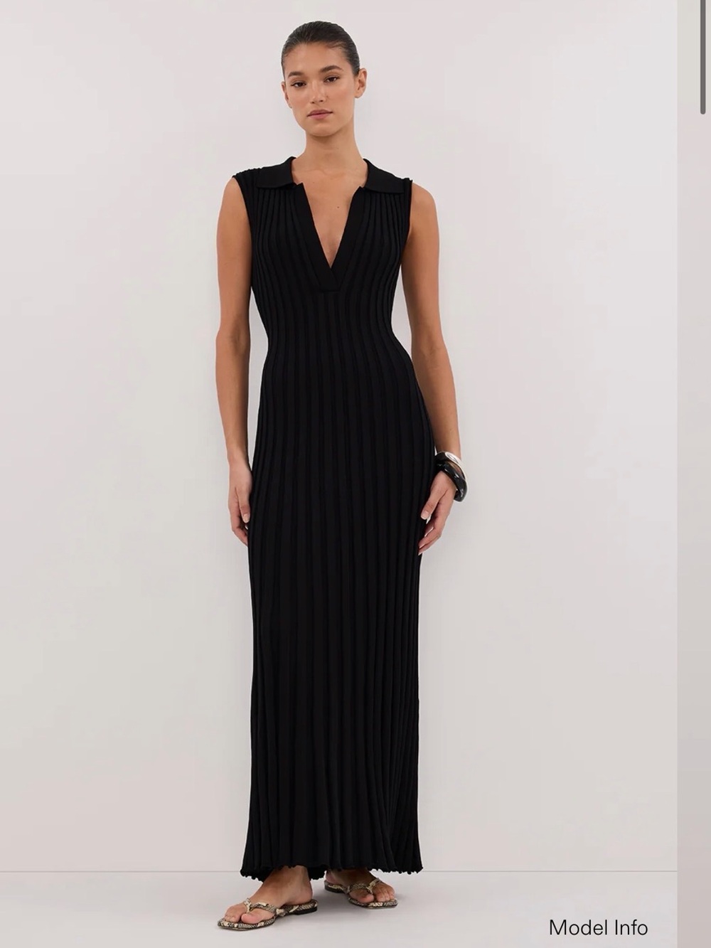DISSH Black Pleated Collared Maxi Dress - Picture 2 of 5